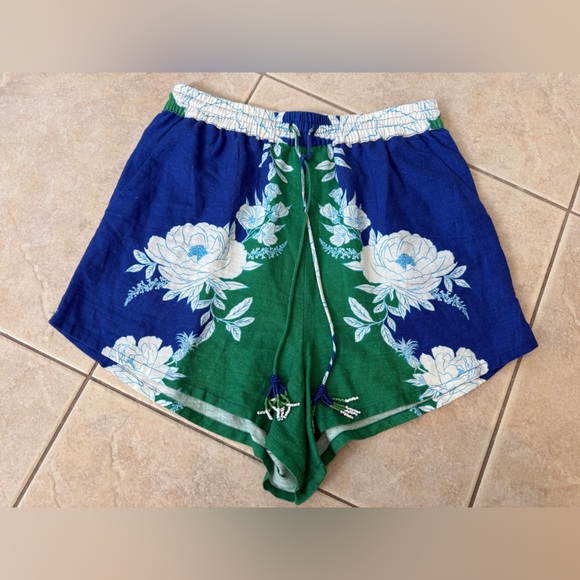 FARM Rio
Garden Soft Shorts - Picture 6 of 12